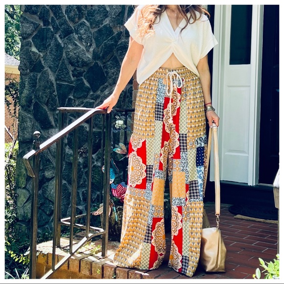 Brooke Boho Fabulous Double Tiered Wide Leg Printed Pants - Picture 4 of 7